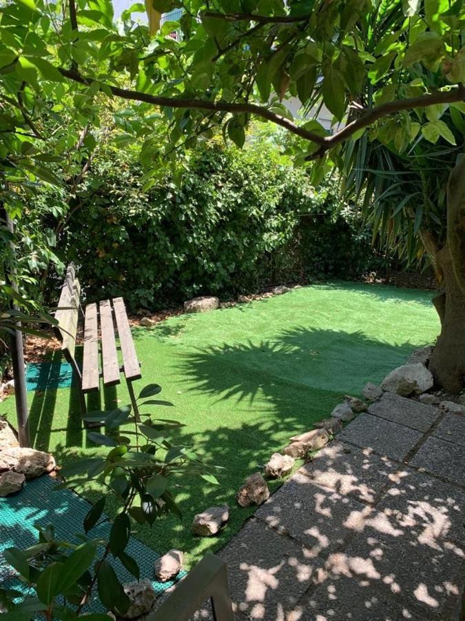 Garden House Apartments In نابولي المظهر الخارجي الصورة