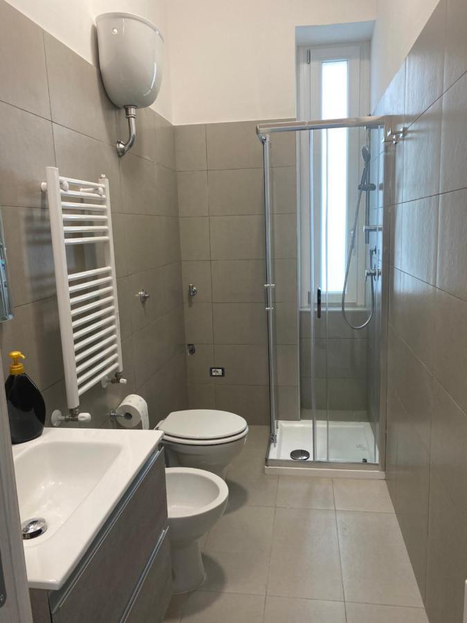 Garden House Apartments In نابولي المظهر الخارجي الصورة