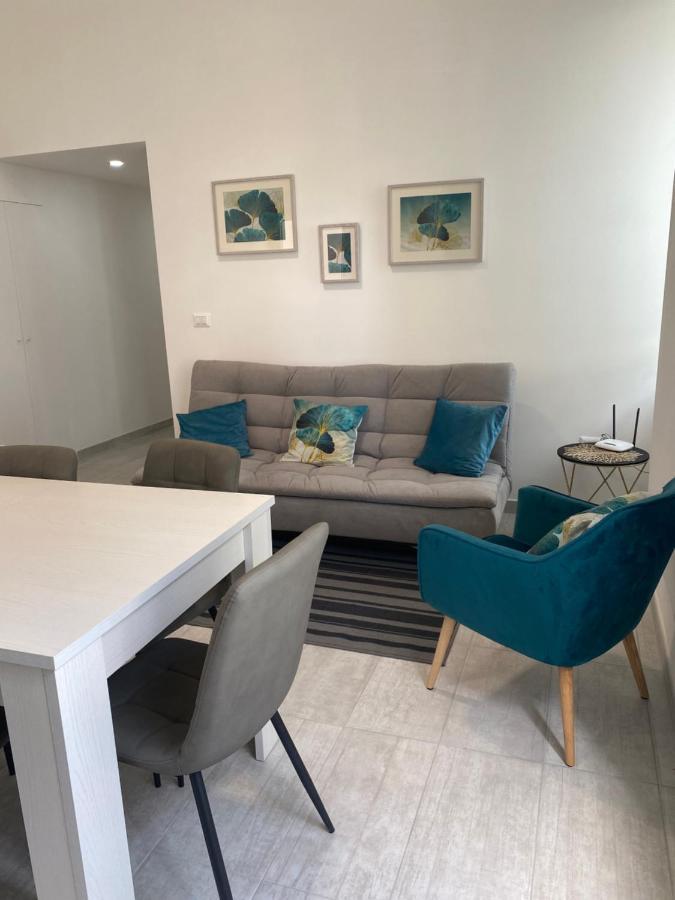 Garden House Apartments In نابولي المظهر الخارجي الصورة