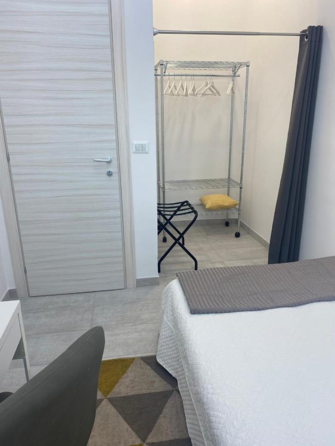 Garden House Apartments In نابولي المظهر الخارجي الصورة