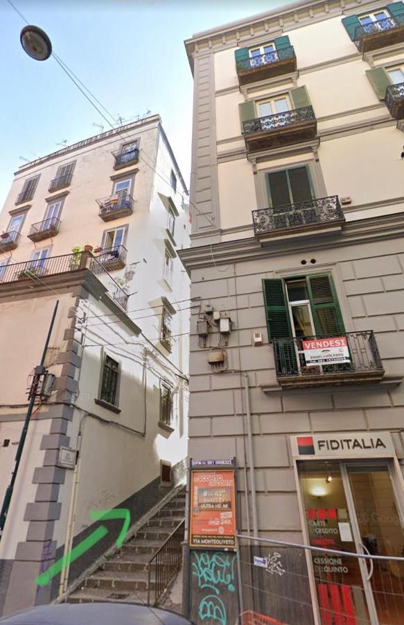 Garden House Apartments In نابولي المظهر الخارجي الصورة