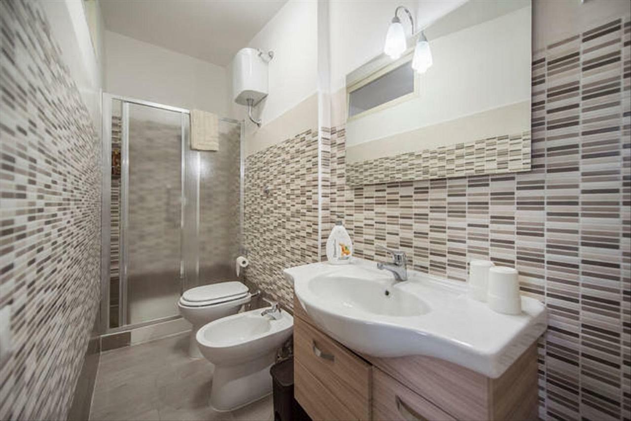 Garden House Apartments In نابولي المظهر الخارجي الصورة