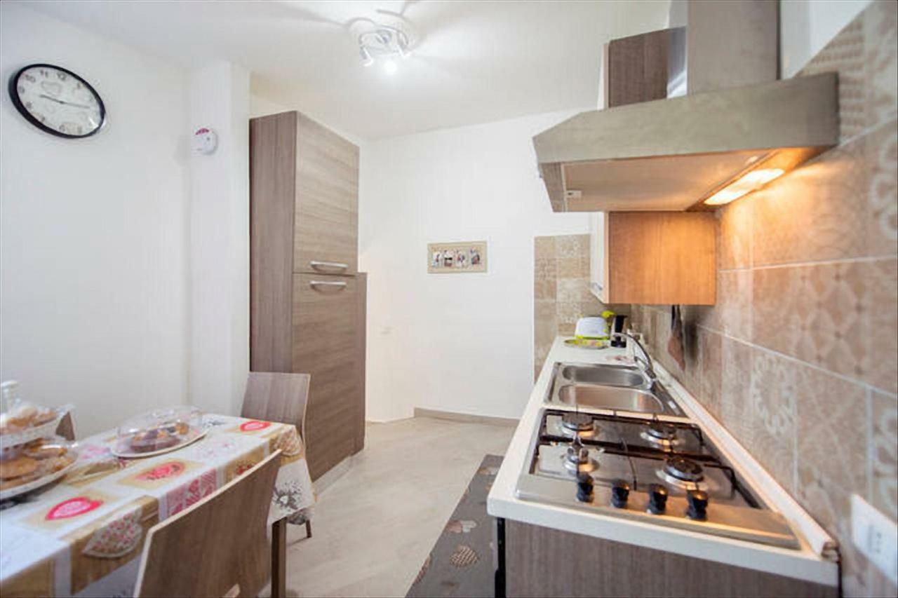 Garden House Apartments In نابولي المظهر الخارجي الصورة