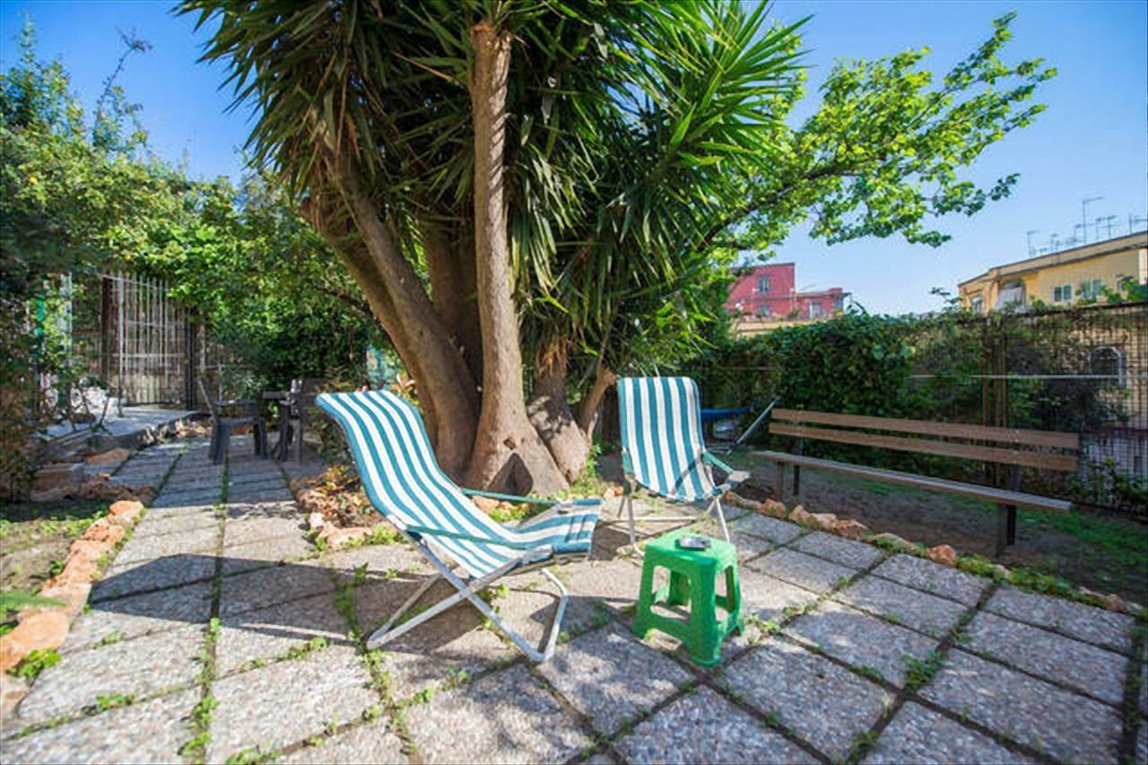 Garden House Apartments In نابولي المظهر الخارجي الصورة